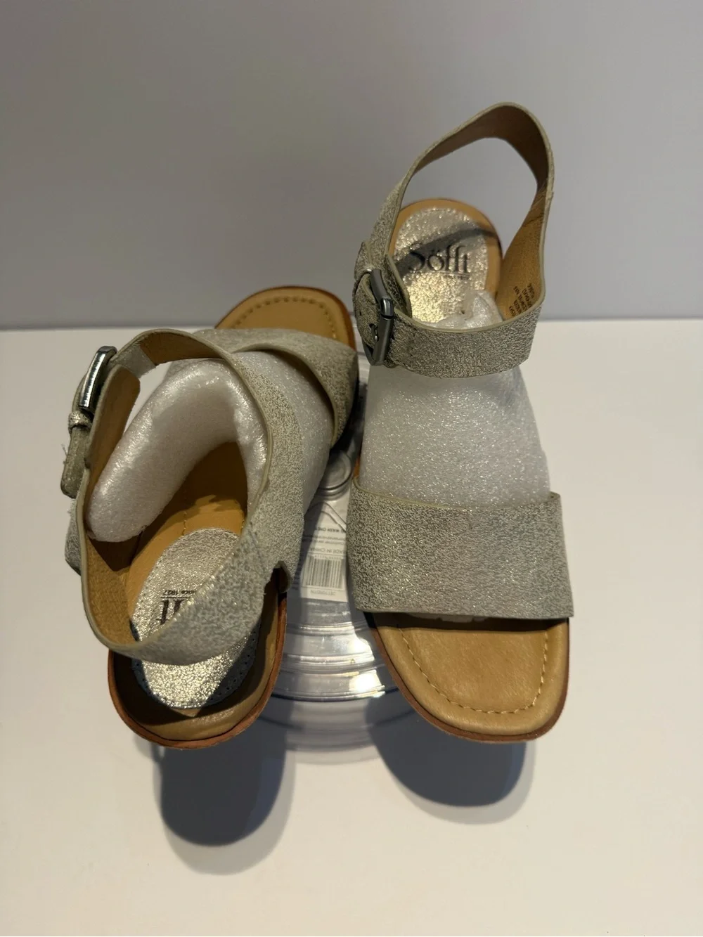 Sofft stylish metallic
